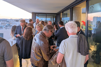 Agrandir l'image 16 sur 16, fenêtre modale