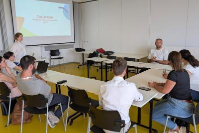 Agrandir l'image 13 sur 18, fenêtre modale