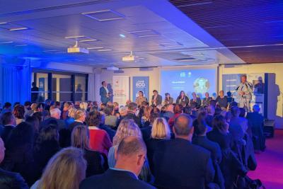 Agrandir l'image 3 sur 9, fenêtre modale