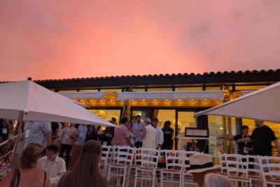 Agrandir l'image 2 sur 18, fenêtre modale