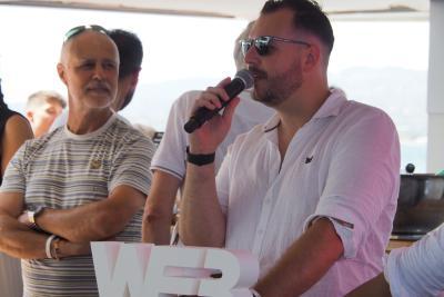 Agrandir l'image 59 sur 61, fenêtre modale