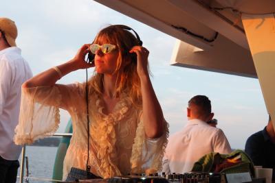 Agrandir l'image 15 sur 61, fenêtre modale