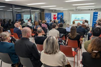 Agrandir l'image 8 sur 27, fenêtre modale