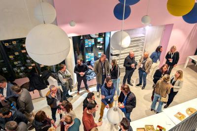 Agrandir l'image 16 sur 20, fenêtre modale